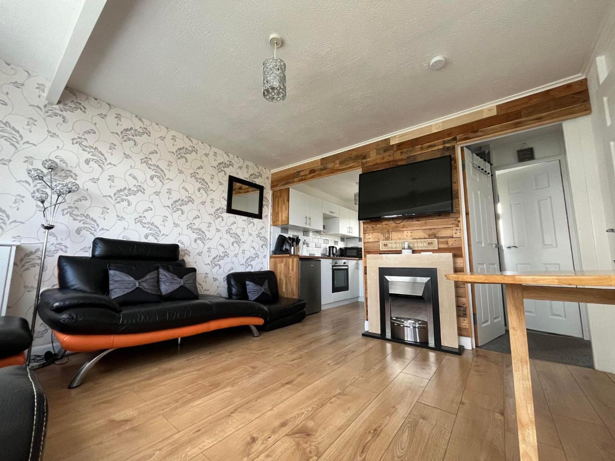 Signature Chalet: Pet-Friendly Retreat with Clubhouse Access Scratby Exterior photo